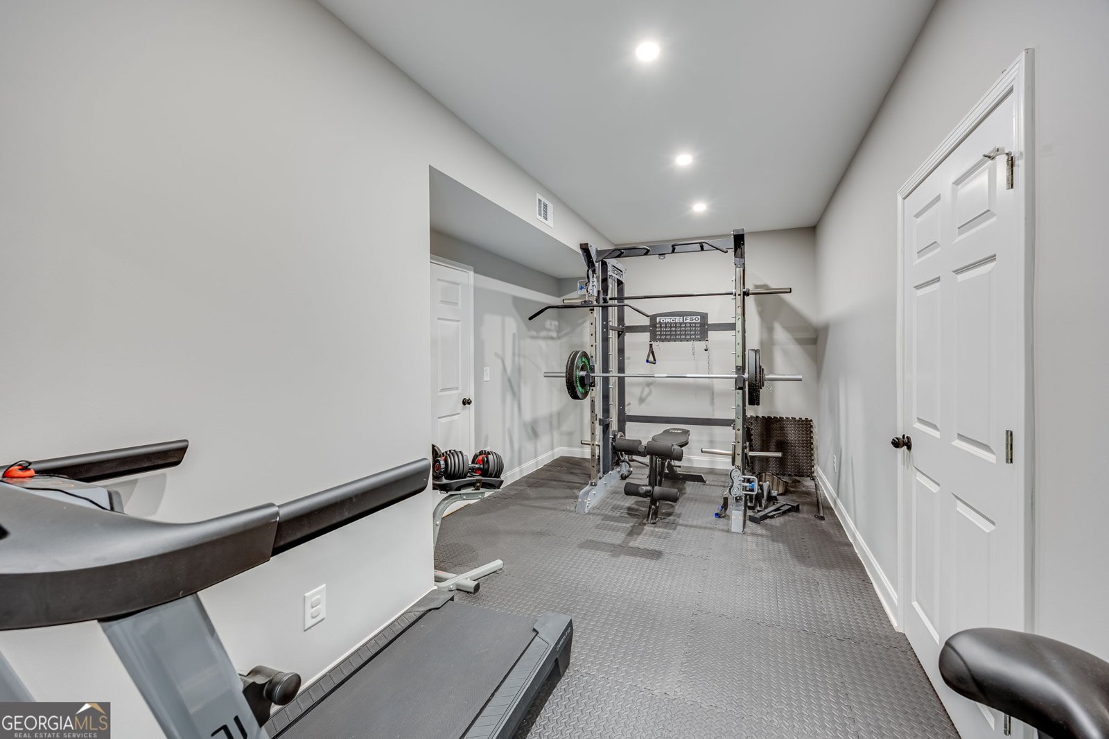 5725 Ridgewater Drive Gainesville - 56