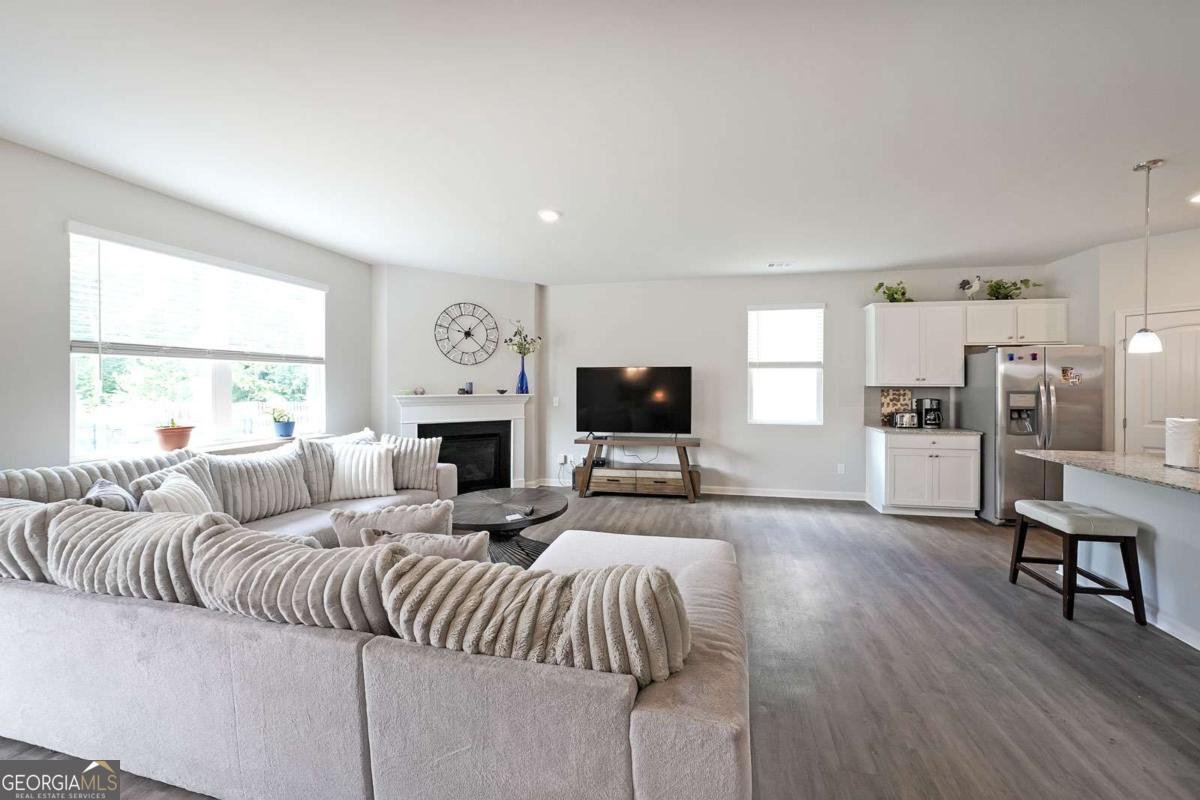 6765 STAR GAZE Court Flowery Branch - 8
