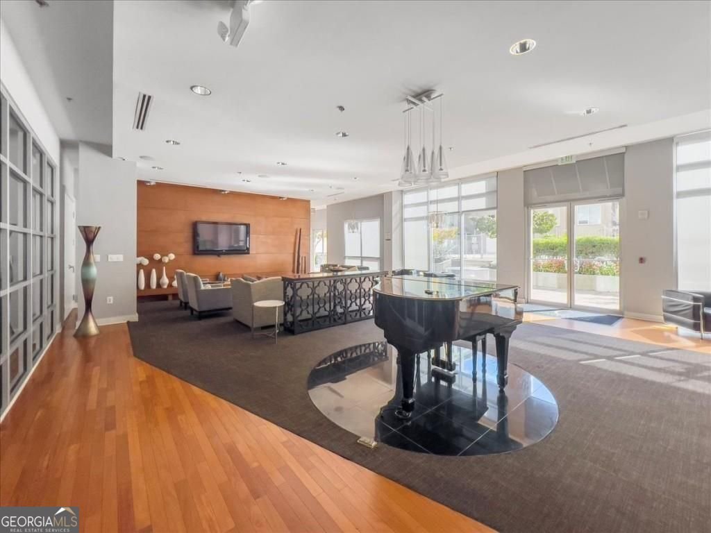 711 Cosmopolitan Drive Atlanta - 29