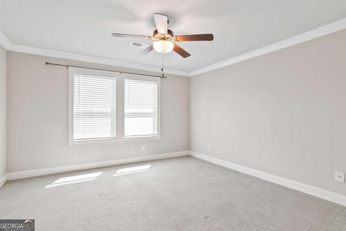320 Lincoln Street Woodstock - 21