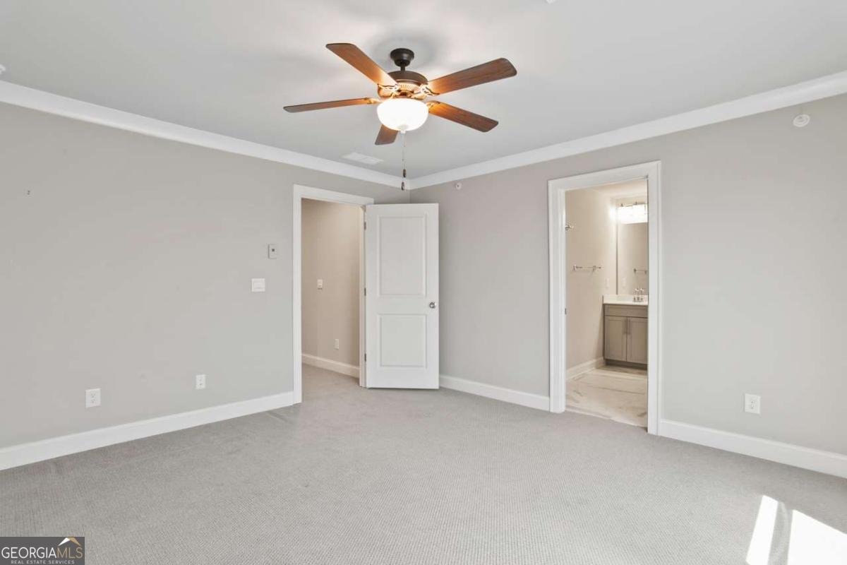 320 Lincoln Street Woodstock - 22