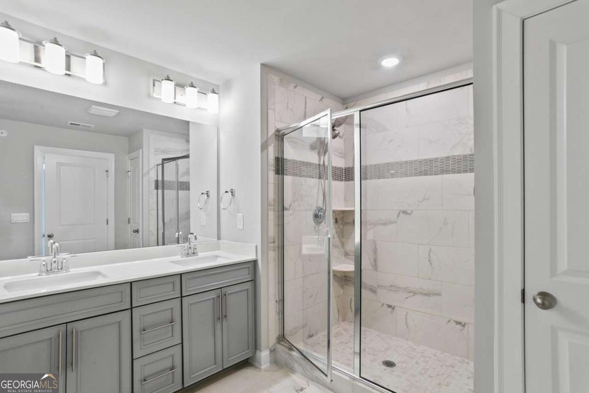 320 Lincoln Street Woodstock - 23