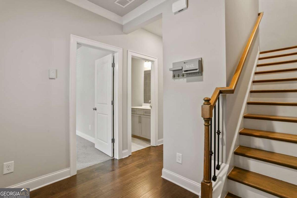 320 Lincoln Street Woodstock - 37