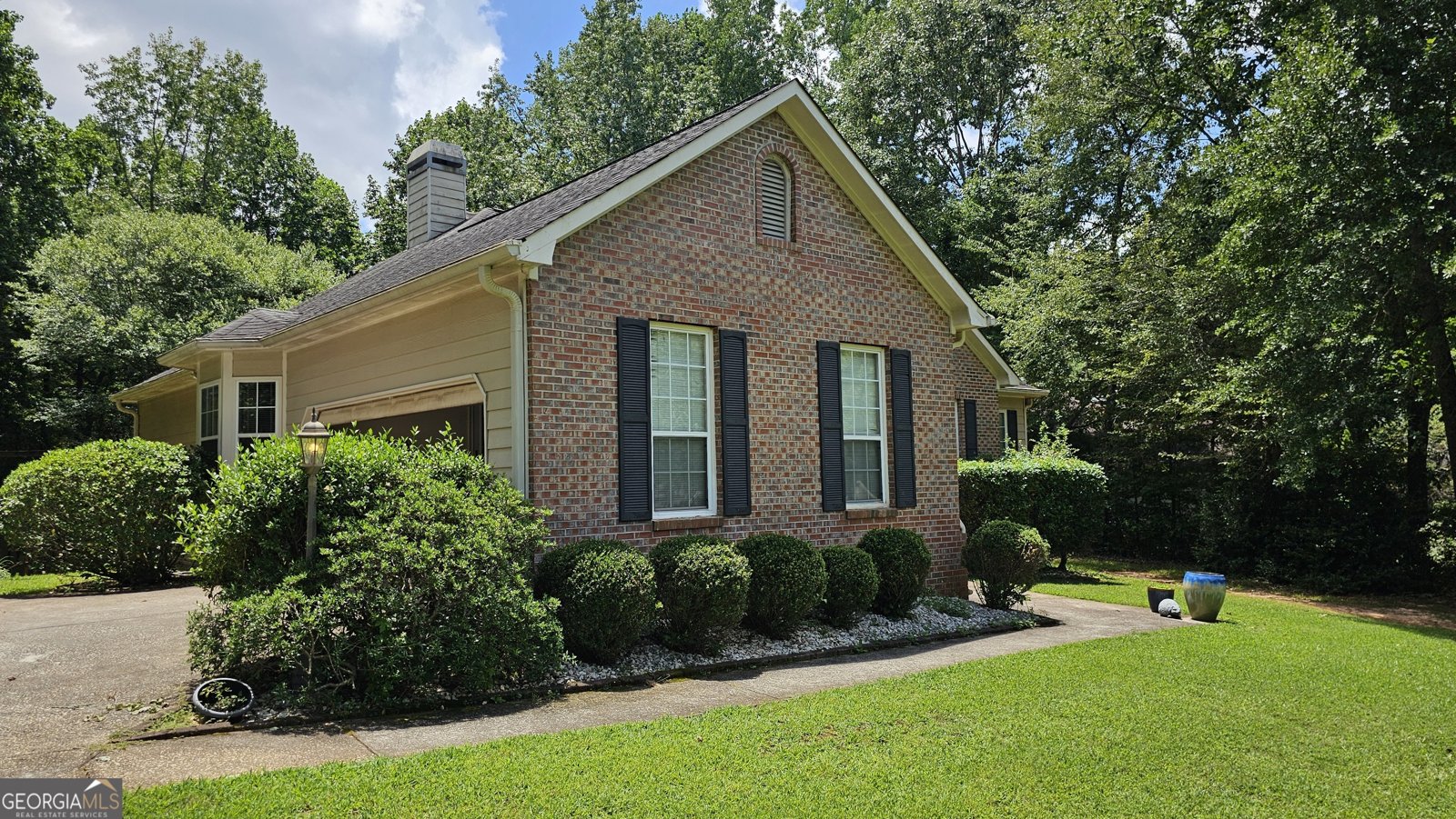 219 Thorncrest Stockbridge - 5