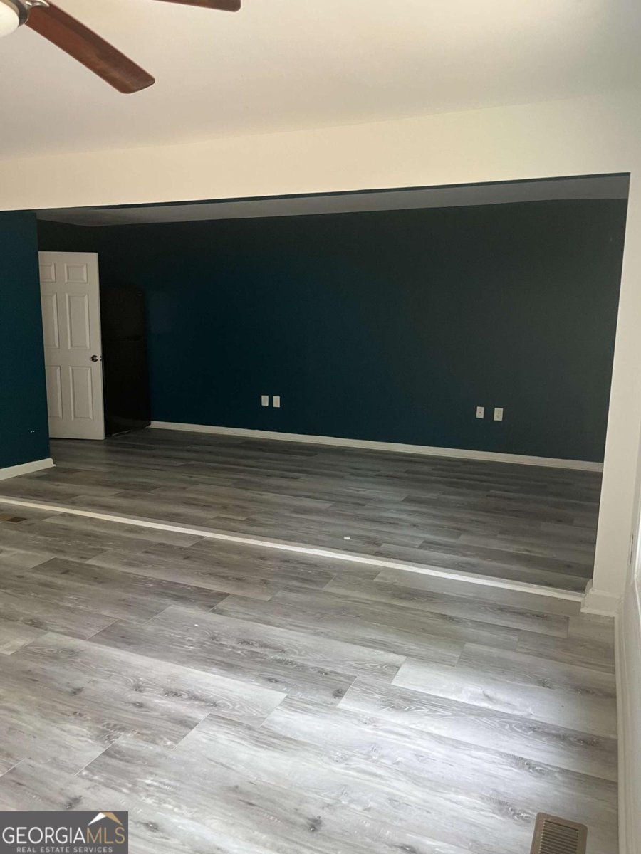 755 Cascade Drive Forest Park - 3