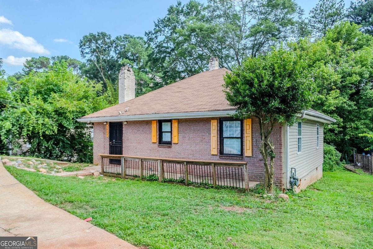 1905 Flat Shoals Road Atlanta - 1