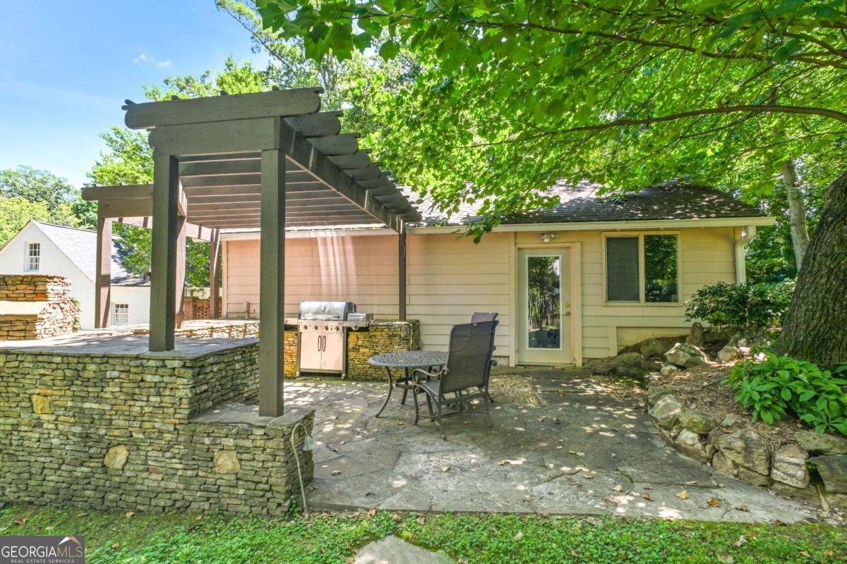 405 Brentwood Drive Atlanta - 33