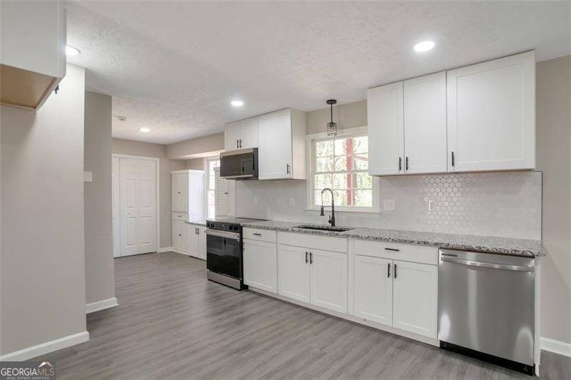 4620 CENTRAL Stone Mountain - 9