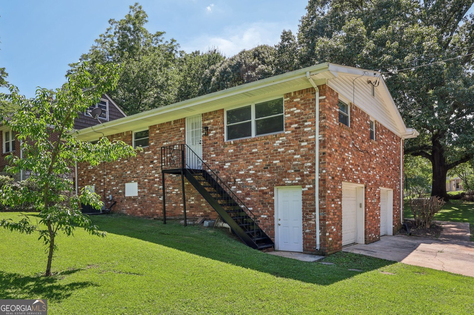 1520 Brewer Boulevard Atlanta - 24