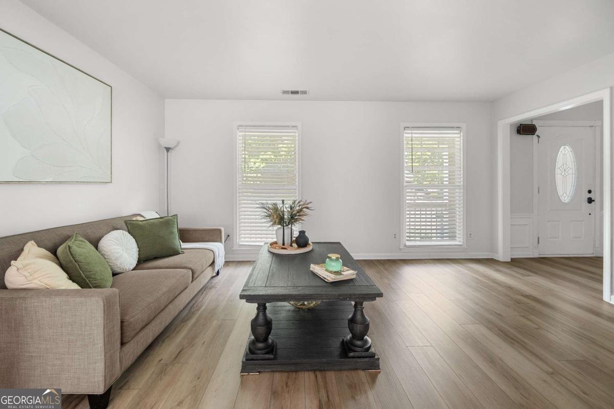 890 Eagle Creek Drive Lawrenceville - 4