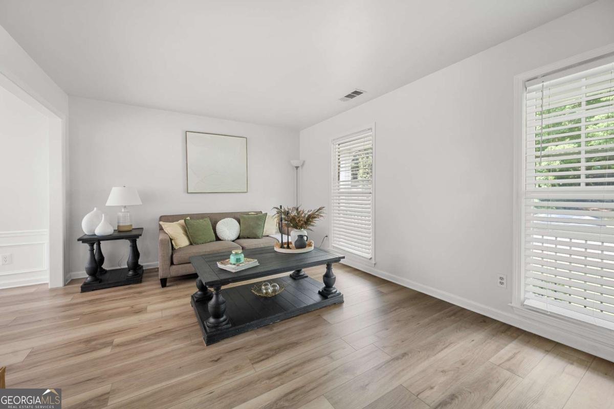 890 Eagle Creek Drive Lawrenceville - 5