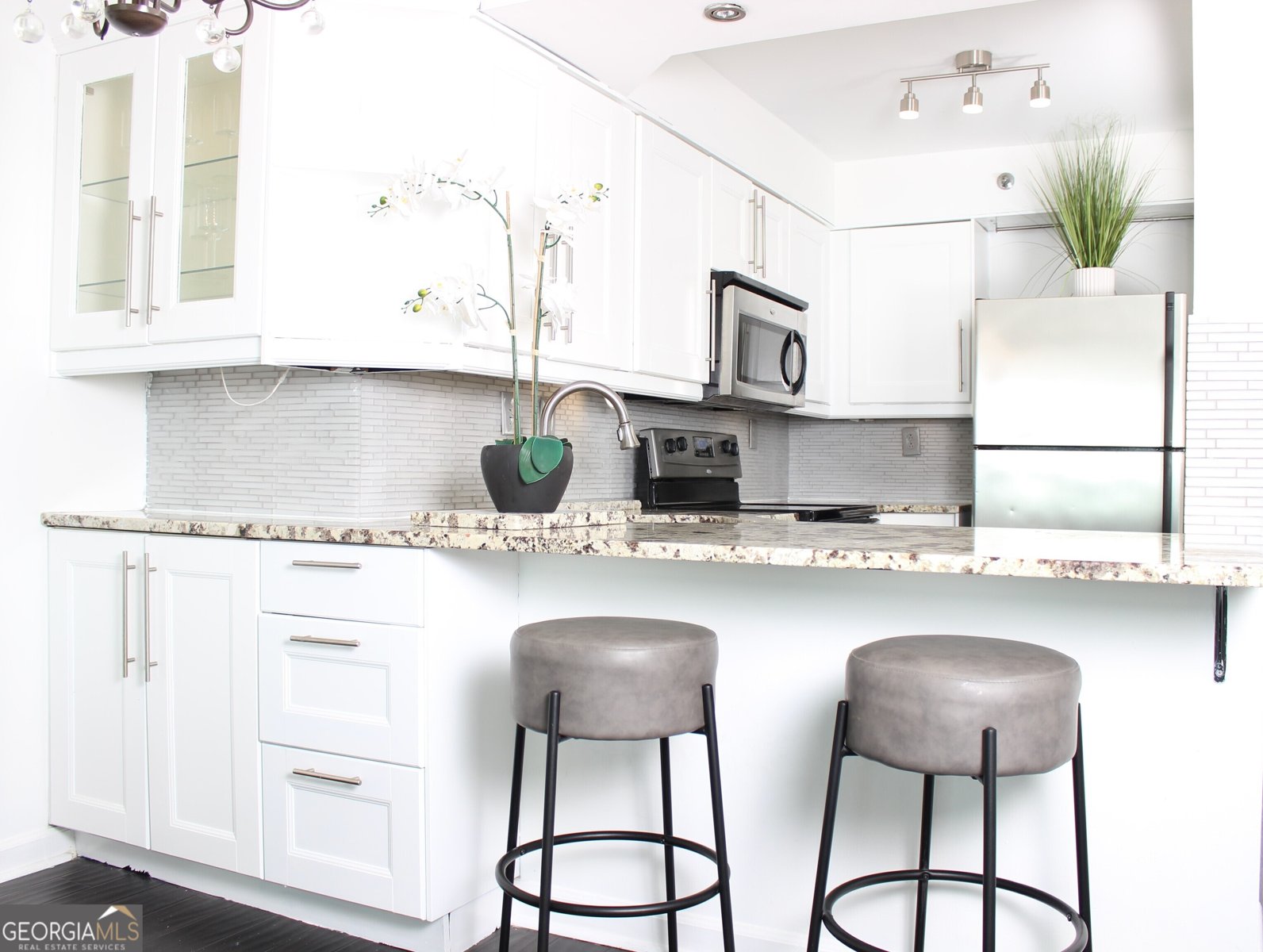 2870 PHARR CT S Court Atlanta - 5