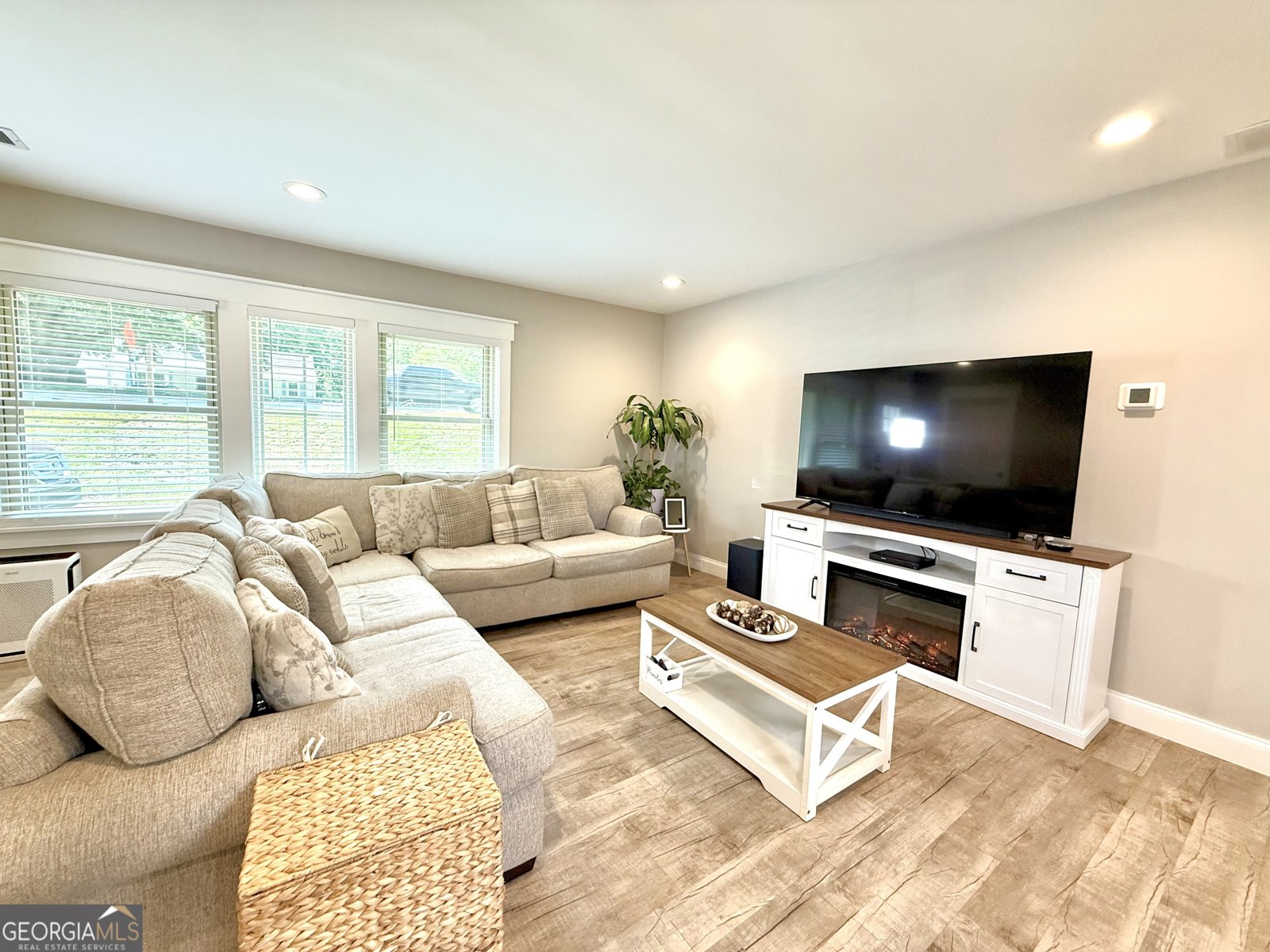 6615 Factory Shoals Road Mableton - 11