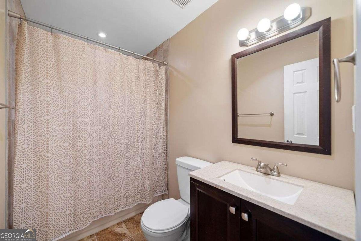 530 Summerhill Drive Roswell - 18