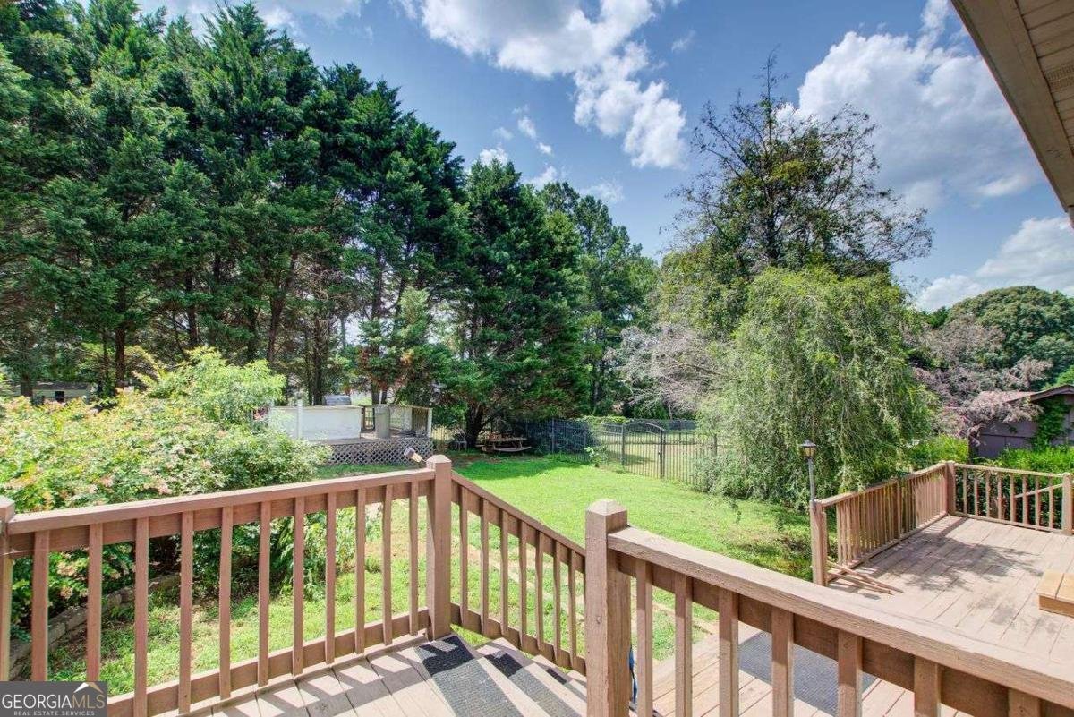 75 Bent Arrow Drive Stockbridge - 12