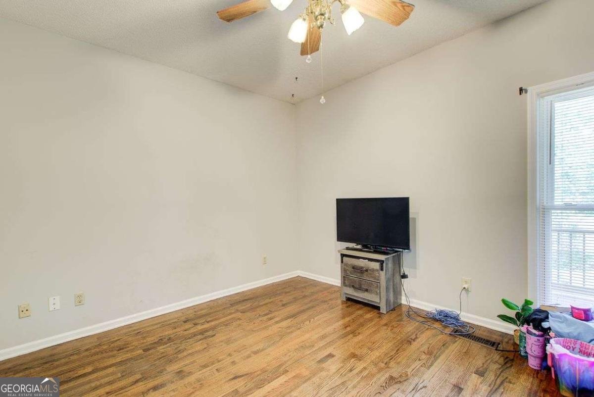 75 Bent Arrow Drive Stockbridge - 16