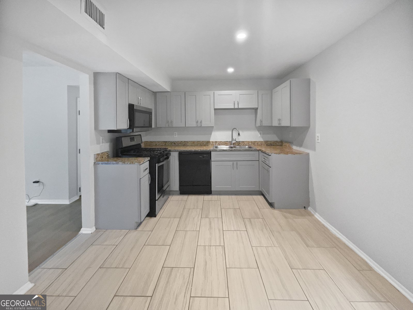 4934 Brookstone Parkway Ellenwood - 17