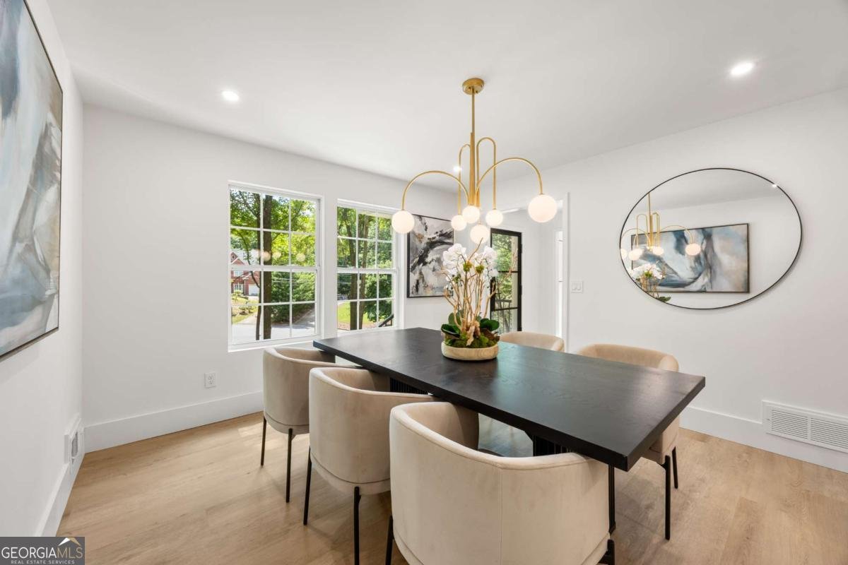 5259 Sanlee Lane Atlanta - 18