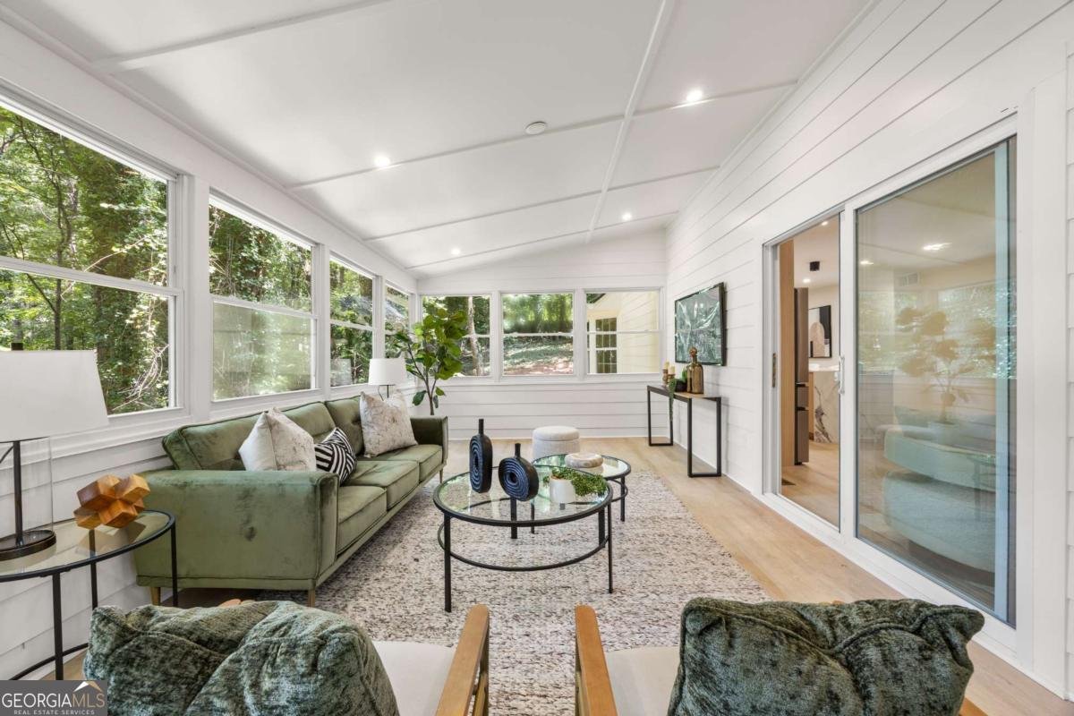 5259 Sanlee Lane Atlanta - 30