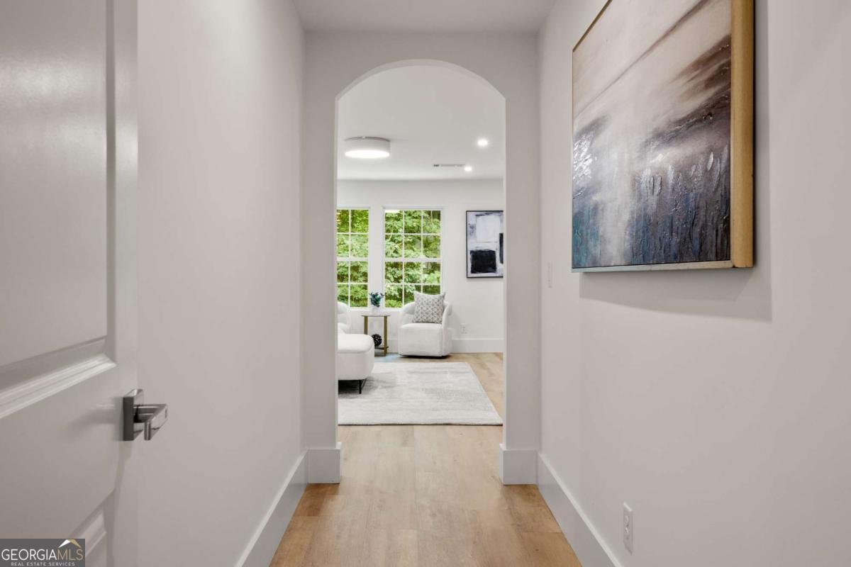 5259 Sanlee Lane Atlanta - 33