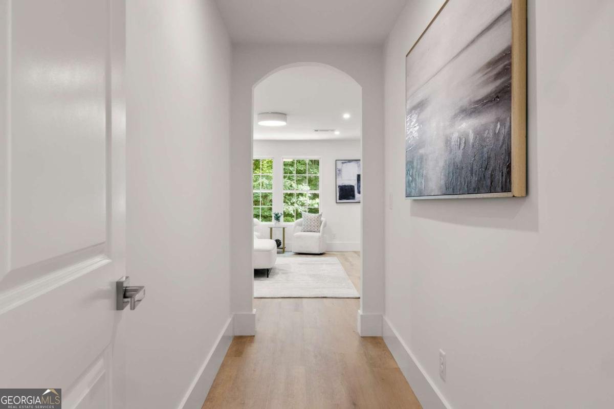 5259 Sanlee Lane Atlanta - 37