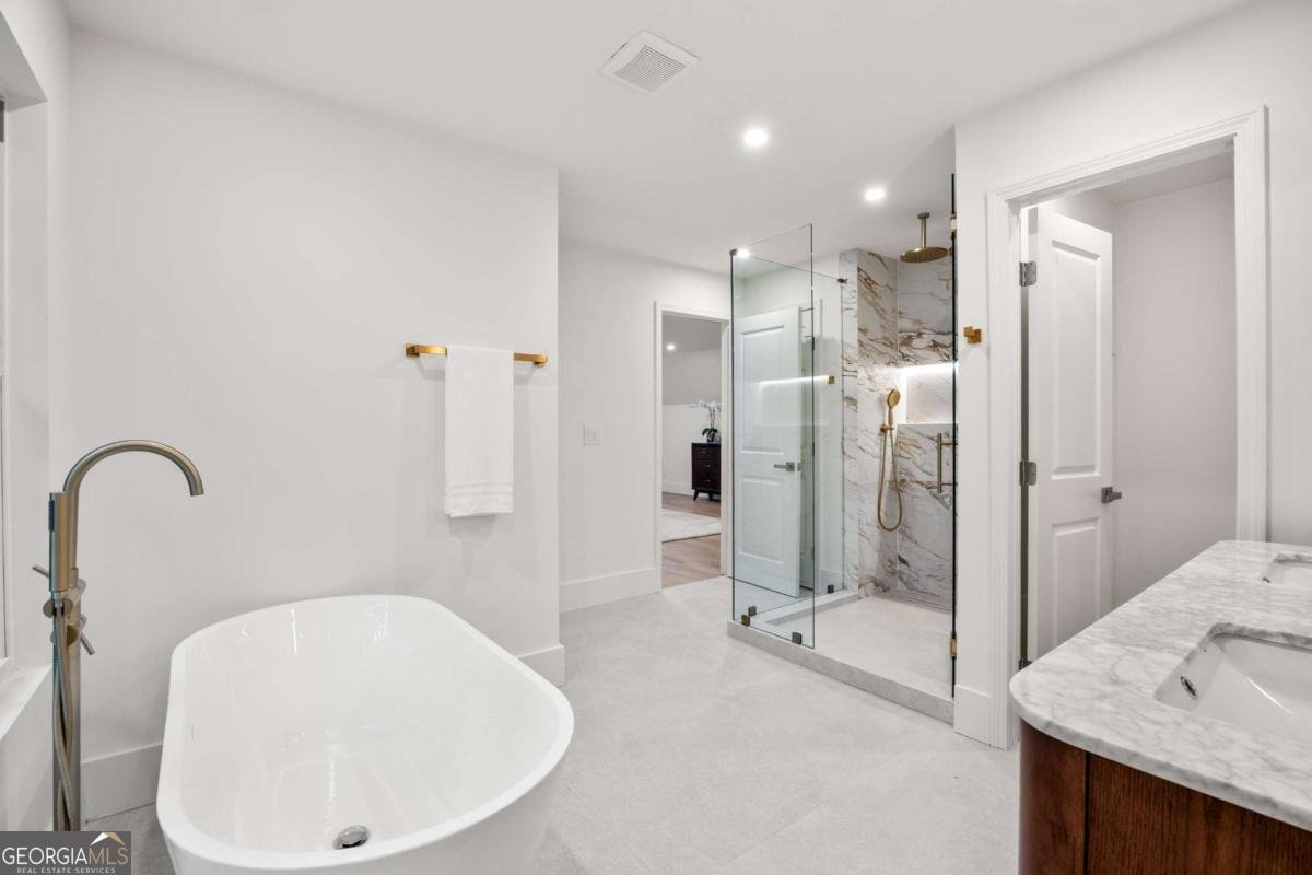 5259 Sanlee Lane Atlanta - 40