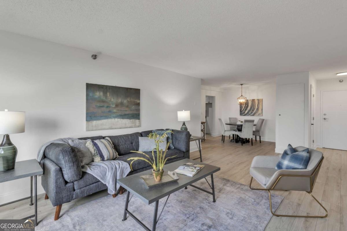 2479 Peachtree Road Atlanta - 4
