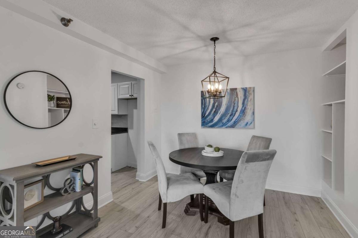 2479 Peachtree Road Atlanta - 9