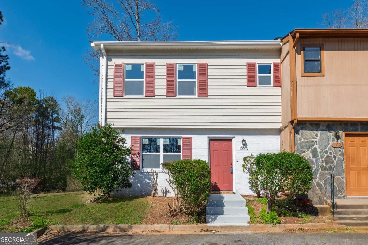 2102 LENOA Lane Austell - 2