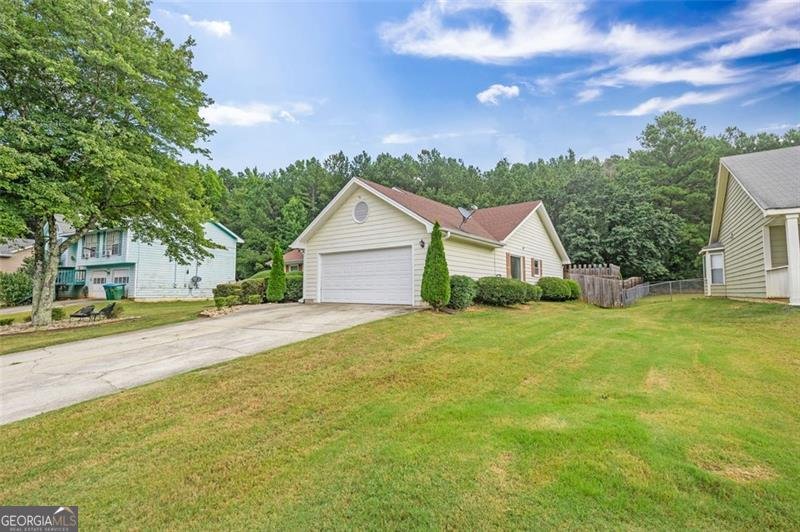 2422 Rosedale Creek Drive Snellville - 1