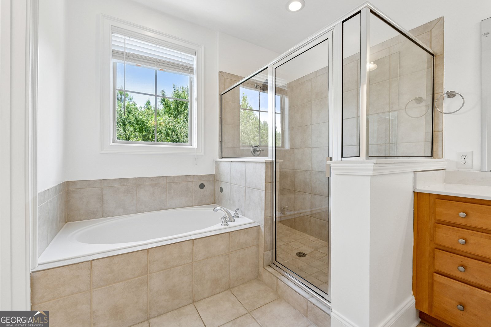 819 PERENNIAL Atlanta - 23