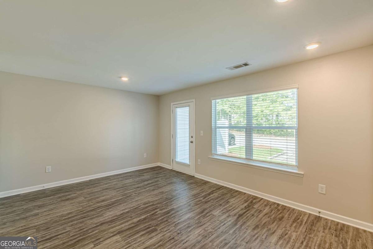 726 Keeshono Street Union City - 18