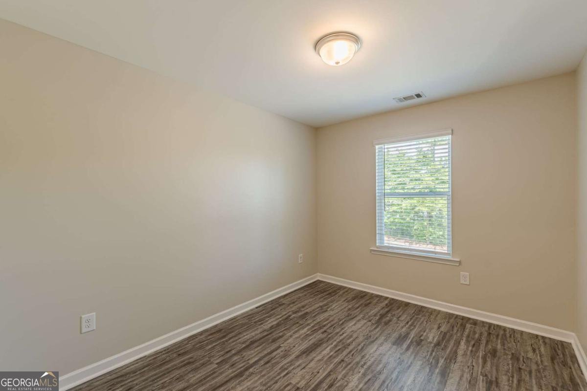 726 Keeshono Street Union City - 27