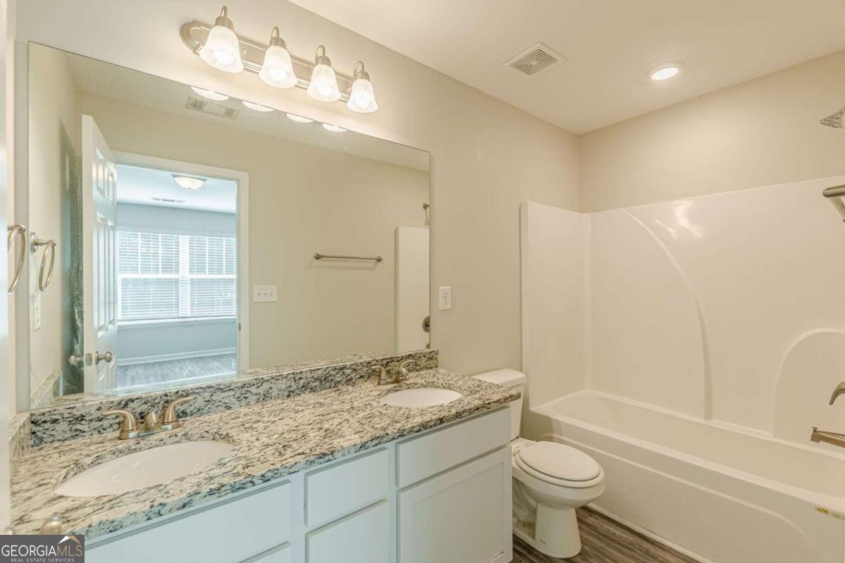 726 Keeshono Street Union City - 41
