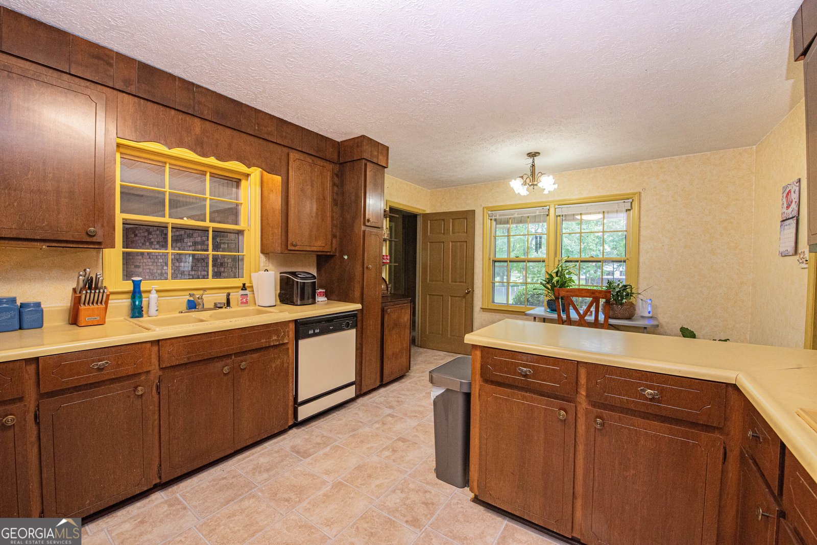 1004 Oak Ridge Byron - 13