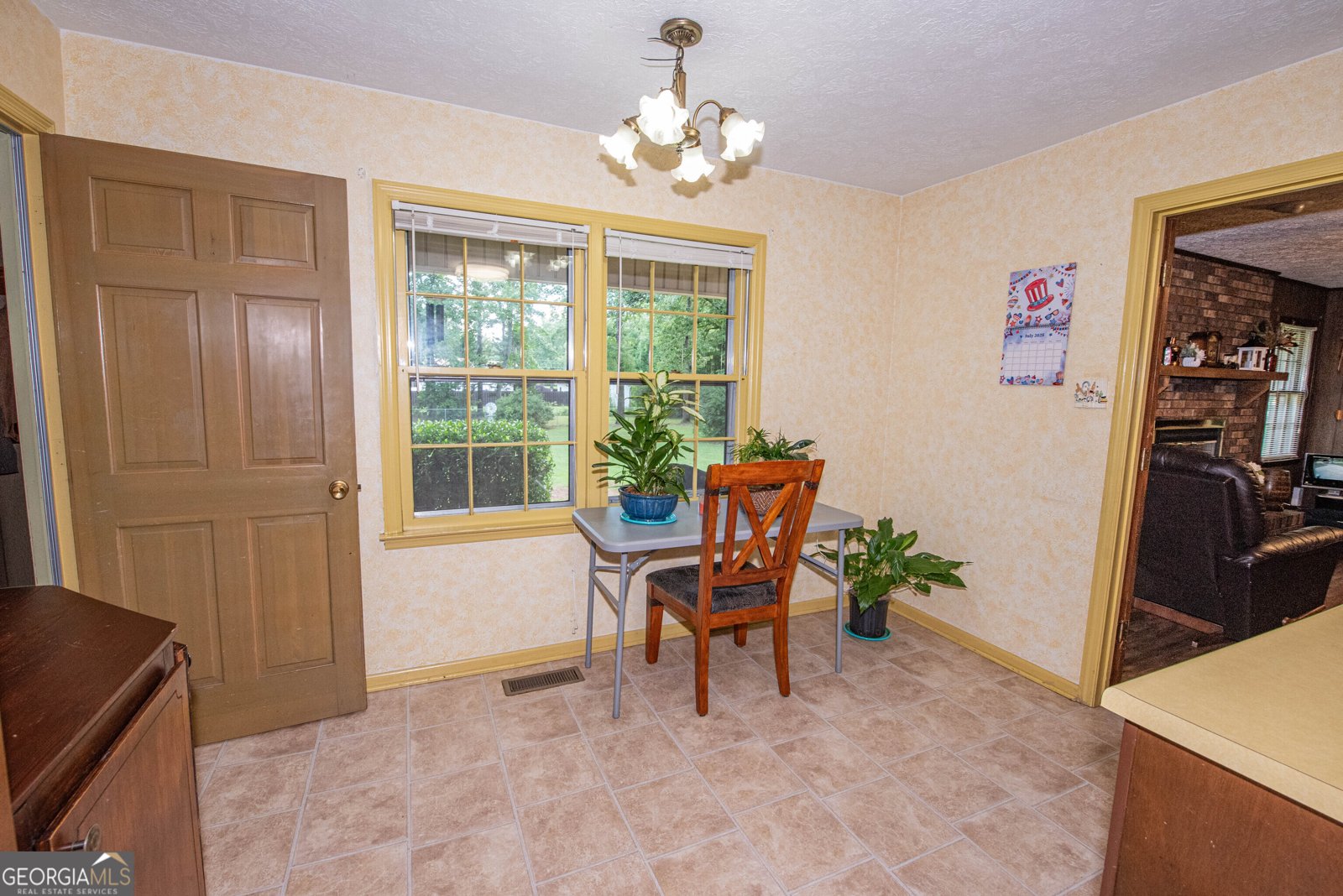1004 Oak Ridge Byron - 14