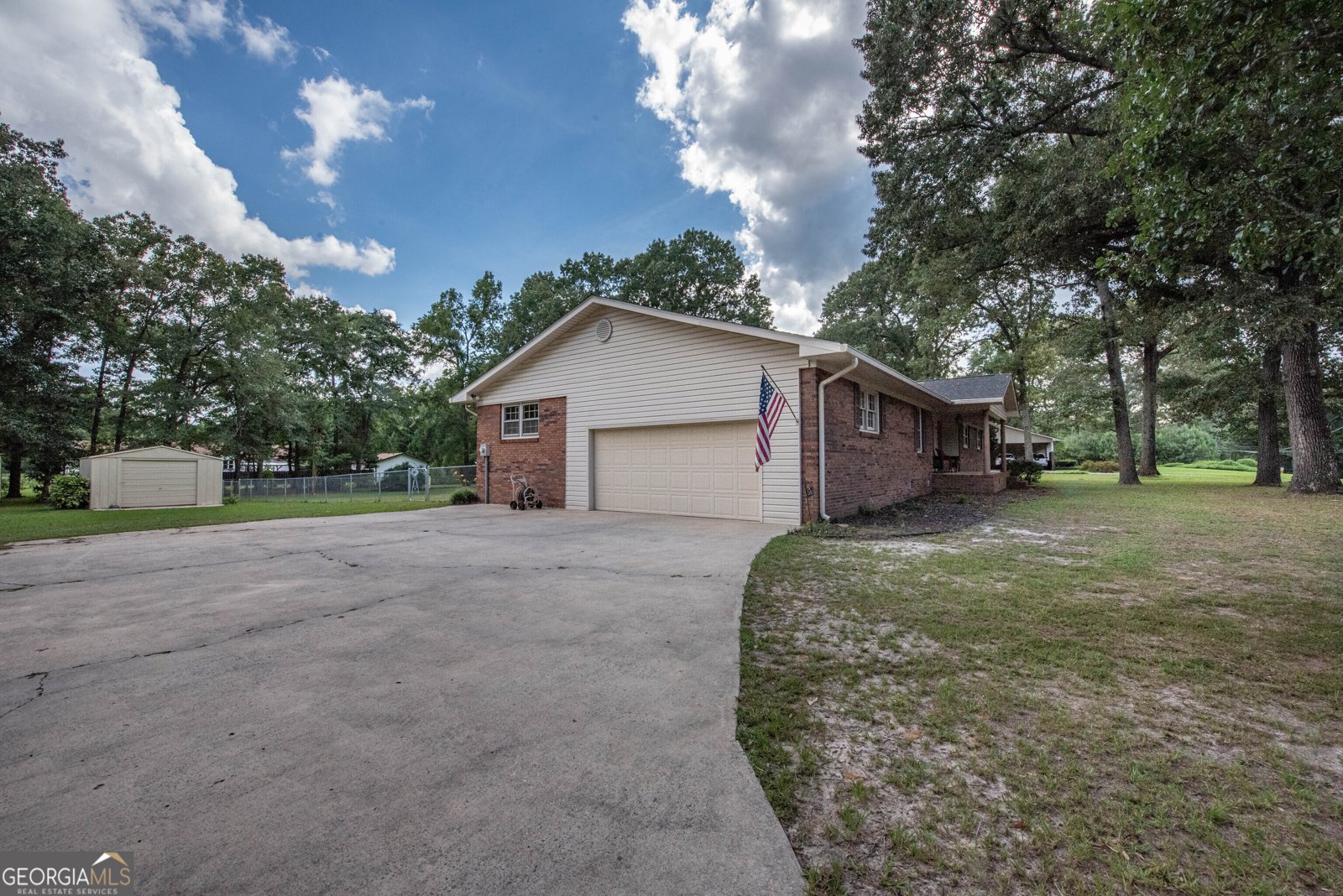 1004 Oak Ridge Byron - 3