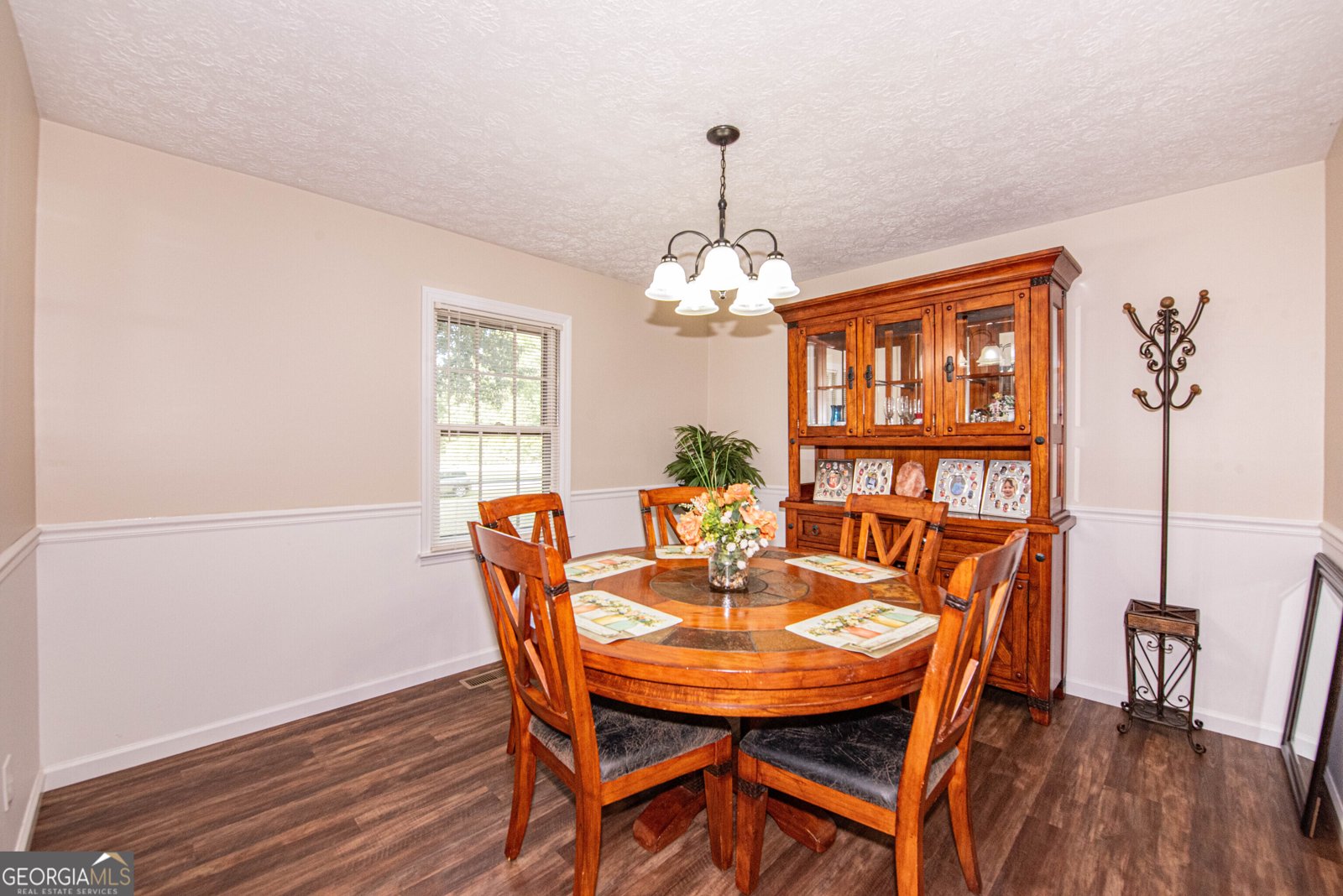 1004 Oak Ridge Byron - 9