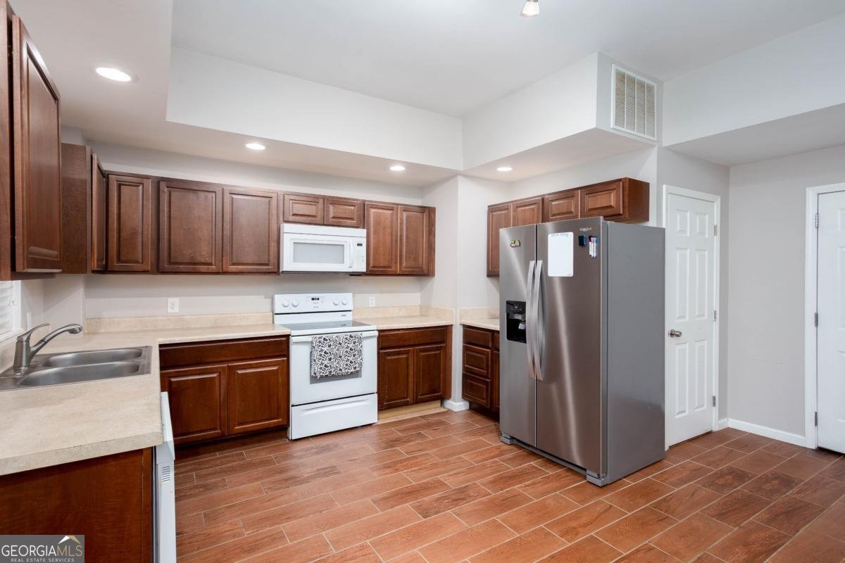 870 Creekview Bluff Way Buford - 18