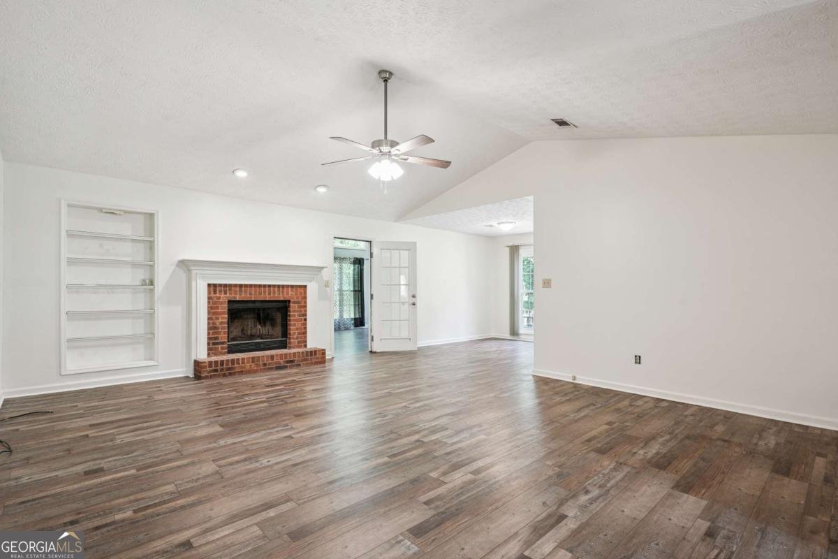 1150 Northern Run Stockbridge - 3
