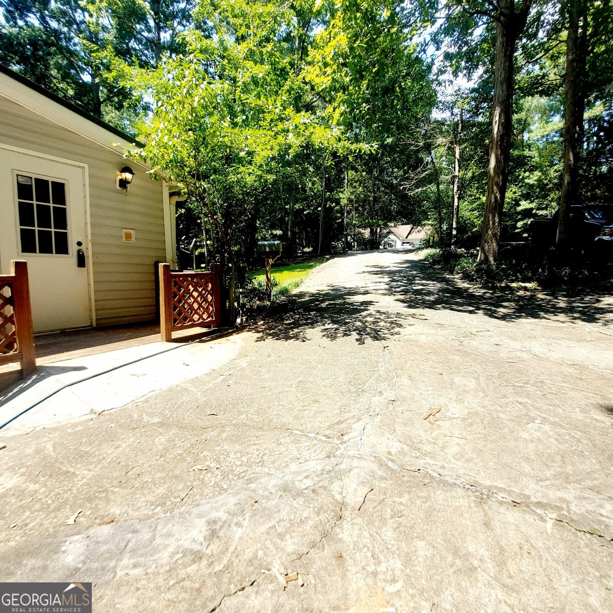 281 MOCKINGBIRD Drive Monticello - 34