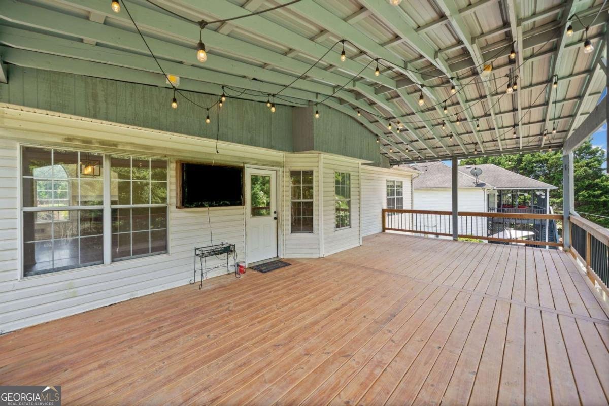 2560 Track Way Dacula - 19
