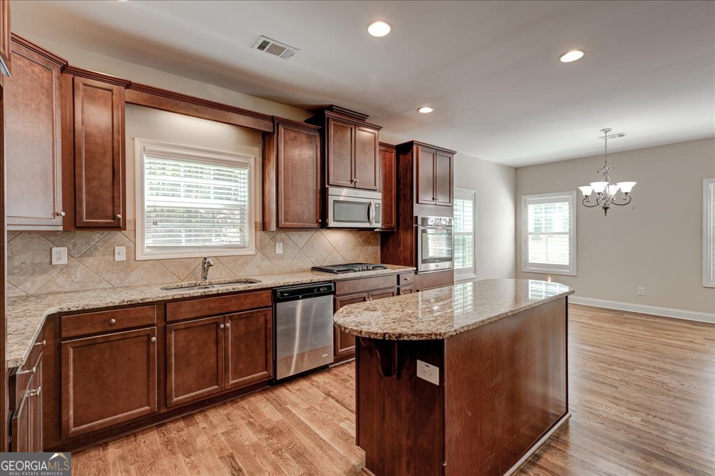 165 Lake Hampton Drive Hampton - 51