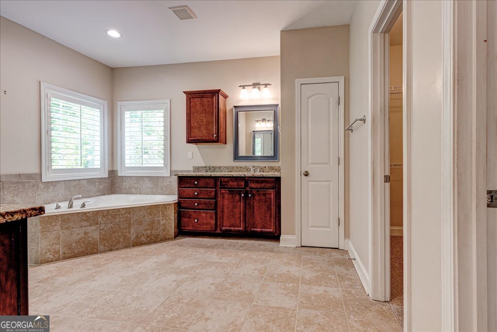 165 Lake Hampton Drive Hampton - 62
