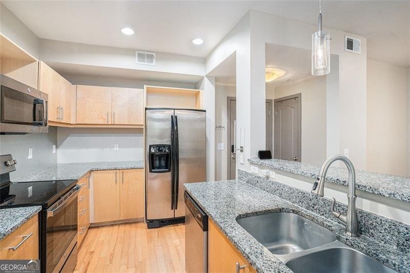 390 17th ST Atlanta - 6