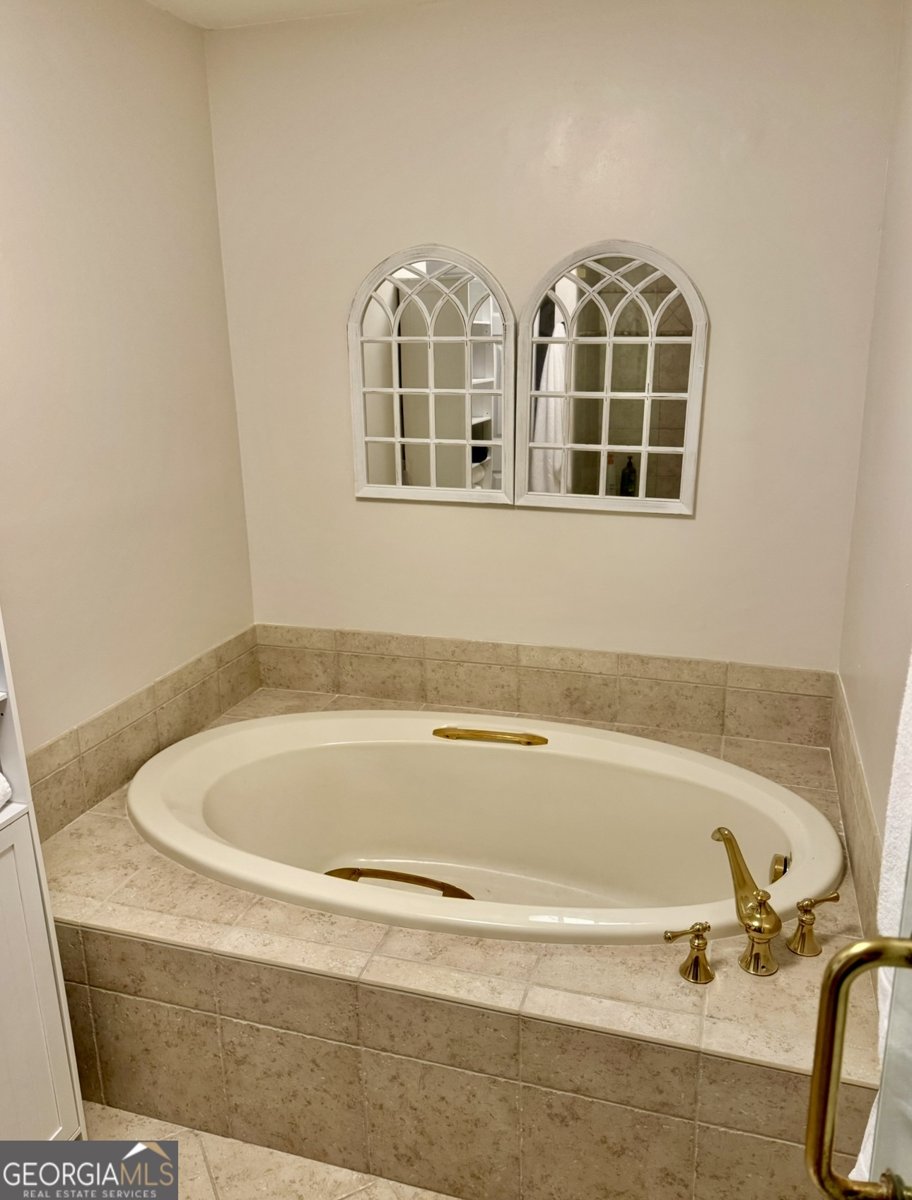 145 Weatherburne Drive Roswell - 15