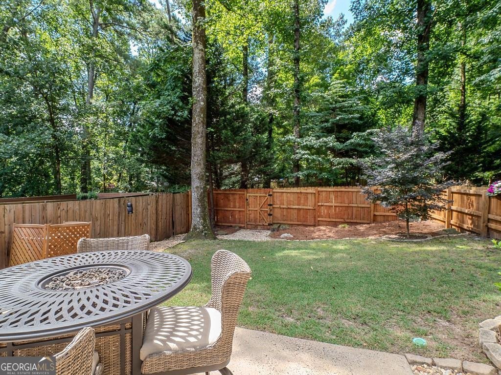 145 Weatherburne Drive Roswell - 19