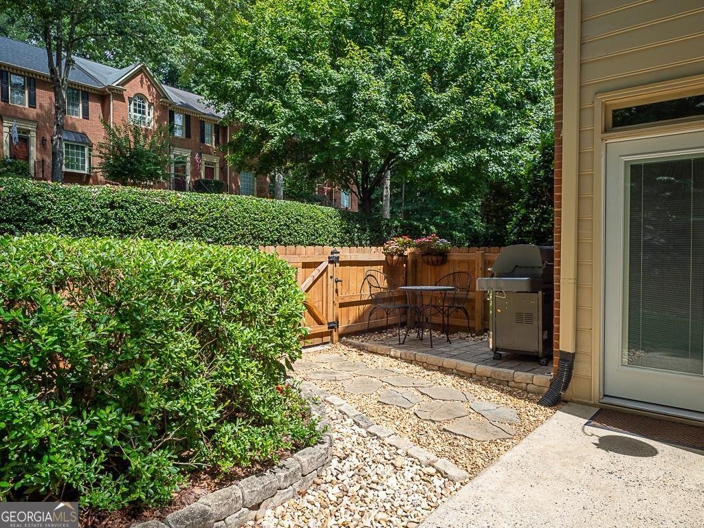 145 Weatherburne Drive Roswell - 23