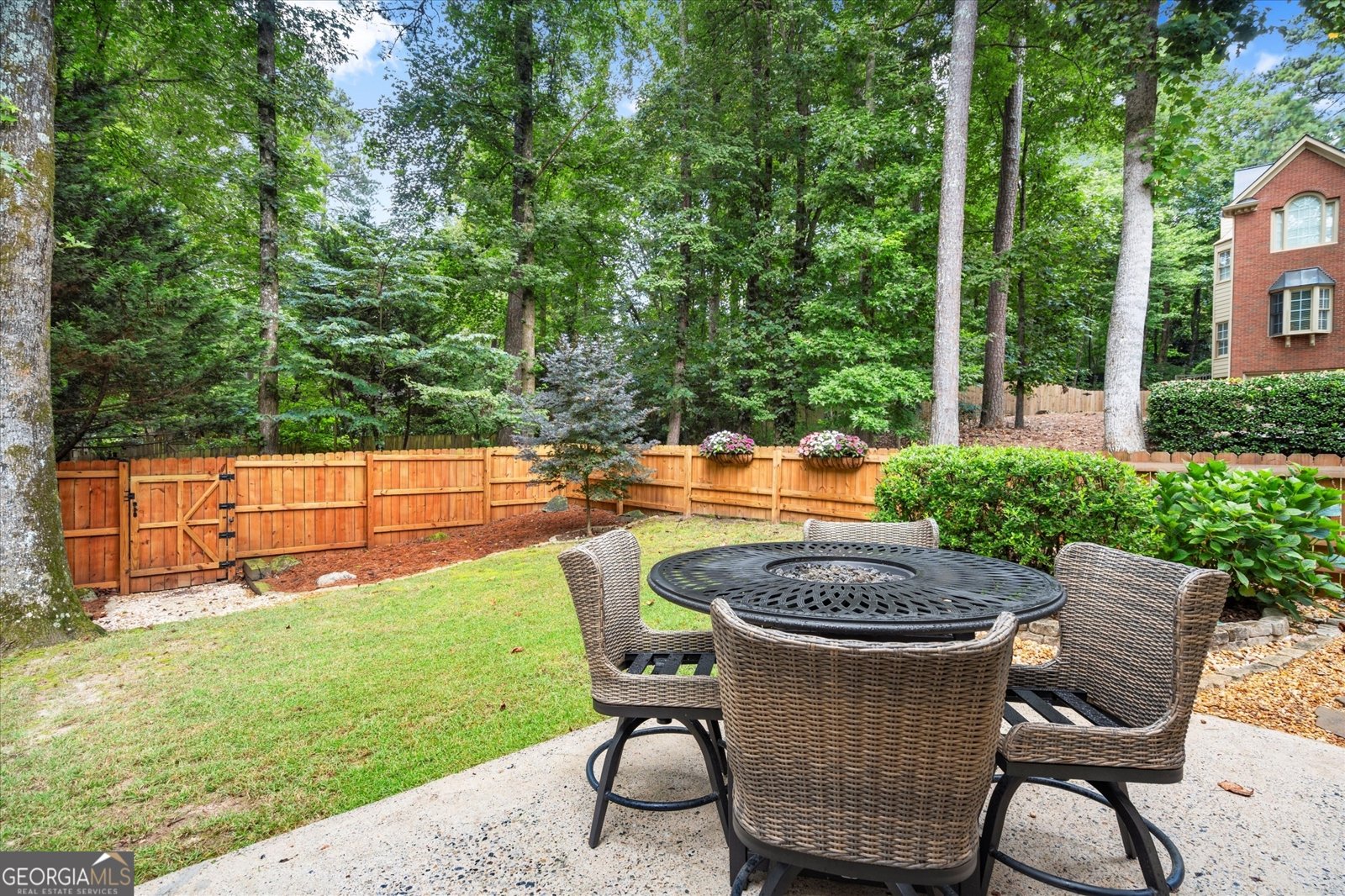 145 Weatherburne Drive Roswell - 8