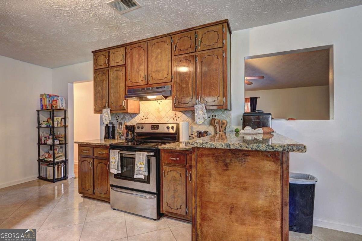 1110 Estates Court Stockbridge - 11